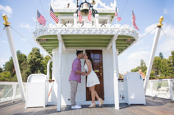 disneyland mark twain steamboat kiss engagement session